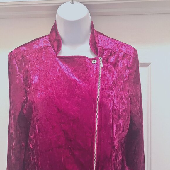 Soho Apparel LTD.-Women's Size Small-Zip Up Front Long Sleeve top/Jacket-Velvet - Picture 7 of 10